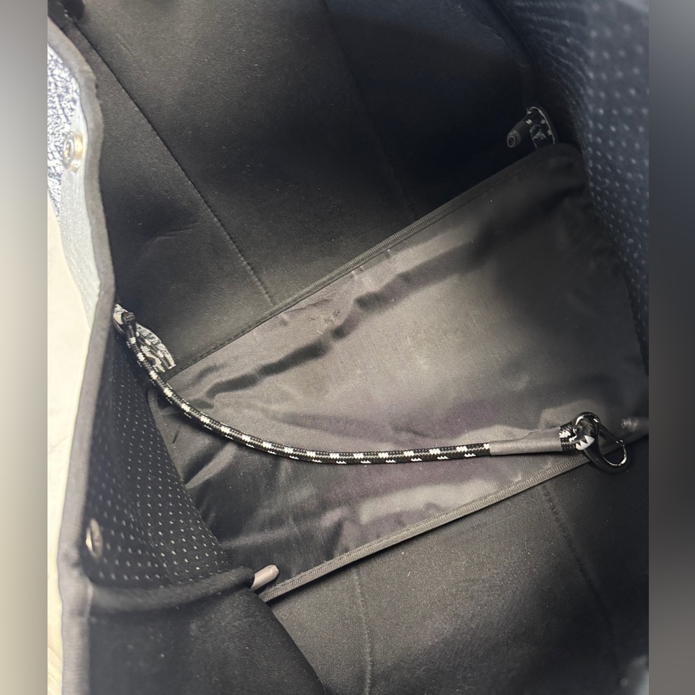 Python Print Neoprene Silver Tote Bag - image 8